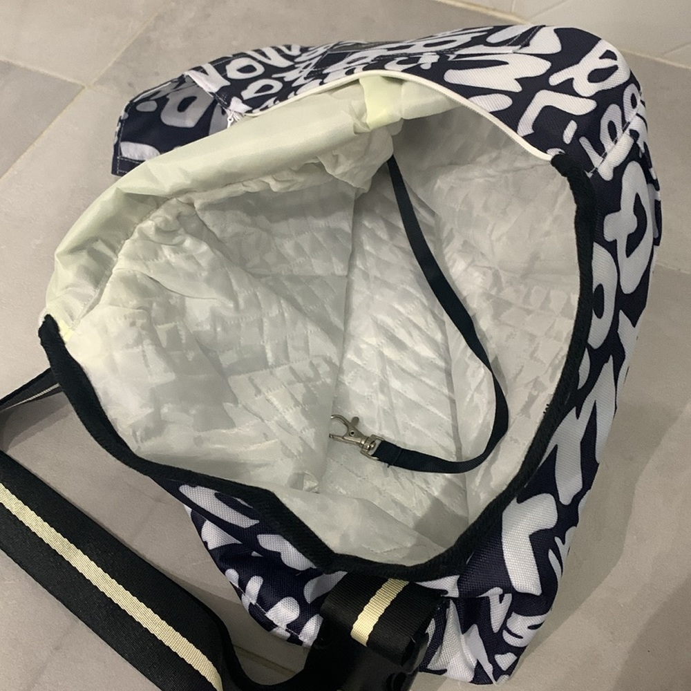 HP✨NWT 🐶Outdoor Windproof Pet Carrying Sling Bag - Picture 9 of 10